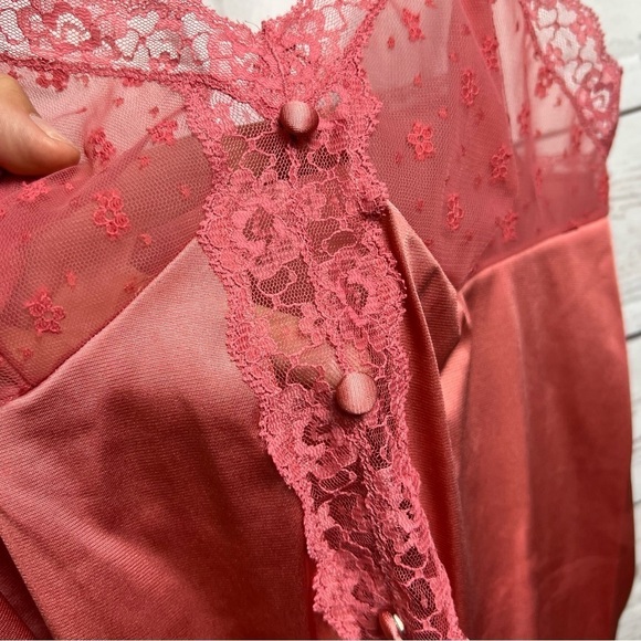 VINTAGE JC Penny lace slip on camisole top Sz 34 - Picture 2 of 9